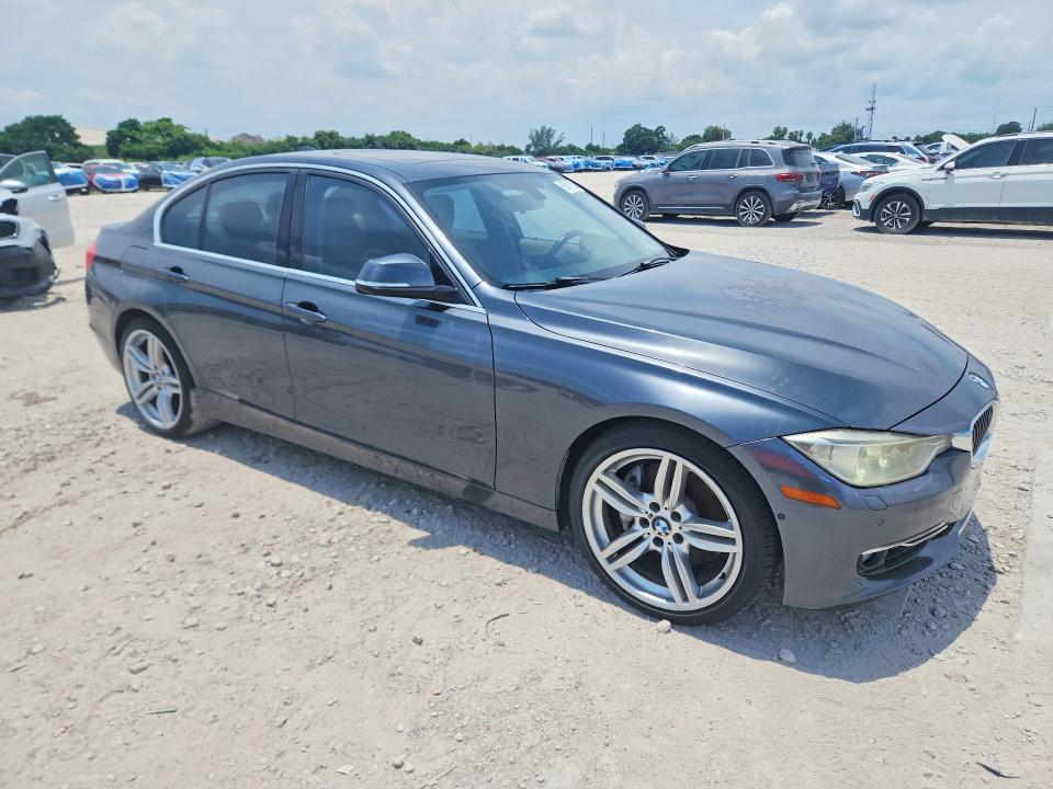 62611826 :رقم المزاد ، WBA3F9C54DF145260 vin ، 2013 Bmw Activehybrid 3 مزاد بيع