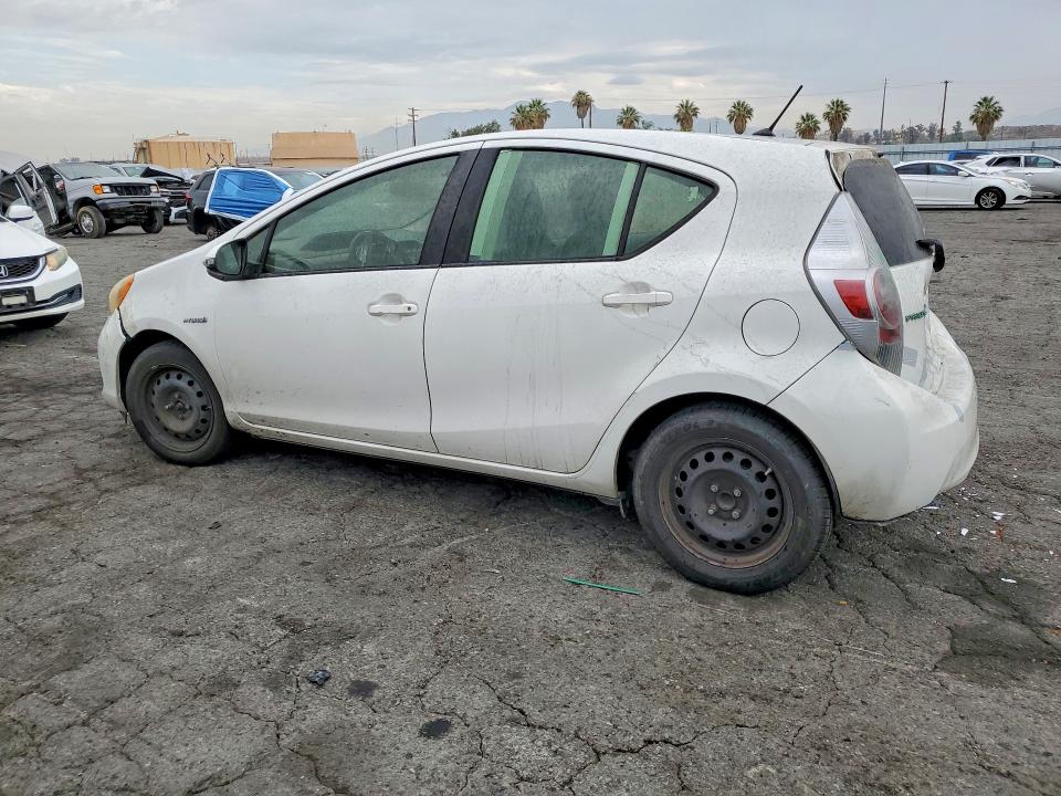 60492506 :رقم المزاد ، JTDKDTB37D1552326 vin ، 2013 Toyota Prius C مزاد بيع