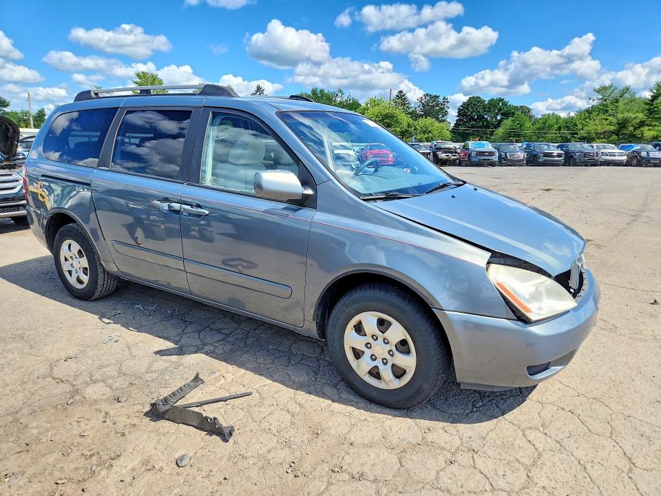 60278576 :رقم المزاد ، KNDMB233276172535 vin ، 2007 Kia Sedona مزاد بيع