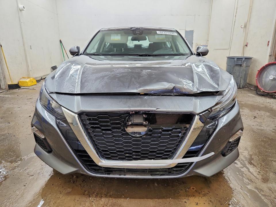 Продаж на аукціоні авто 2022 Nissan Altima, vin: 1N4BL4BVXNN366287, номер лоту: 62324996