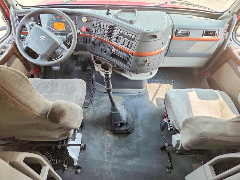 Продаж на аукціоні авто 2008 Volvo Vnl, vin: 4V4NC9EJ48N262982, номер лоту: 61977466