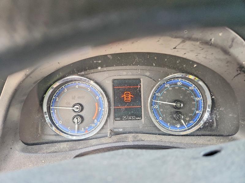 2018 Toyota Corolla მანქანა იყიდება აუქციონზე, vin: 2T1BURHE0JC020242, აუქციონის ნომერი: 59844786