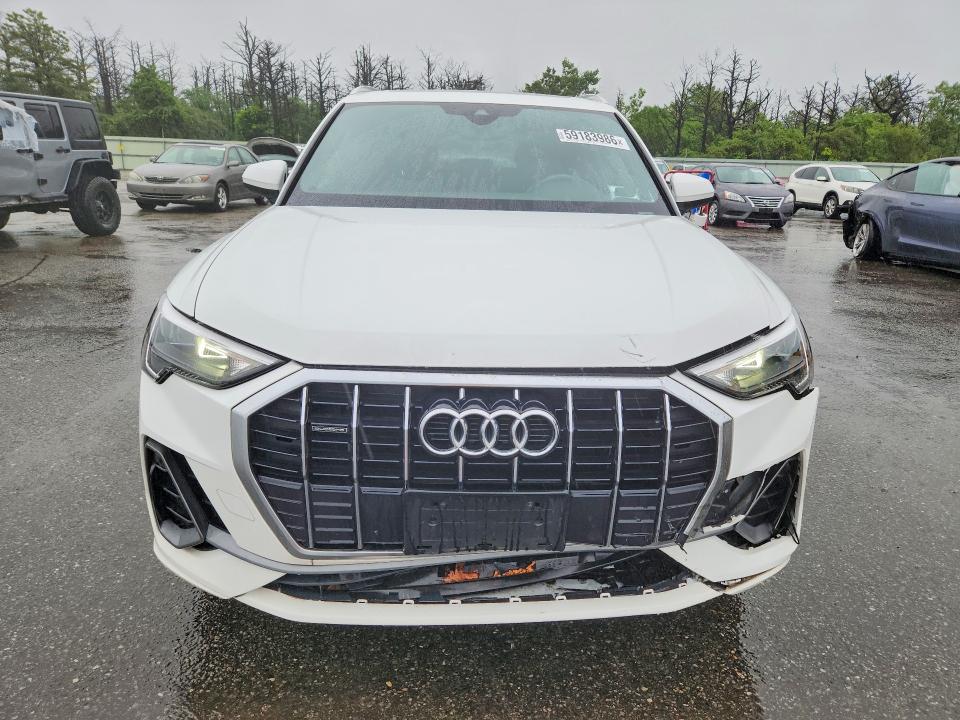 59183986 :رقم المزاد ، WA1DECF3XL1066411 vin ، 2020 Audi Q3 مزاد بيع