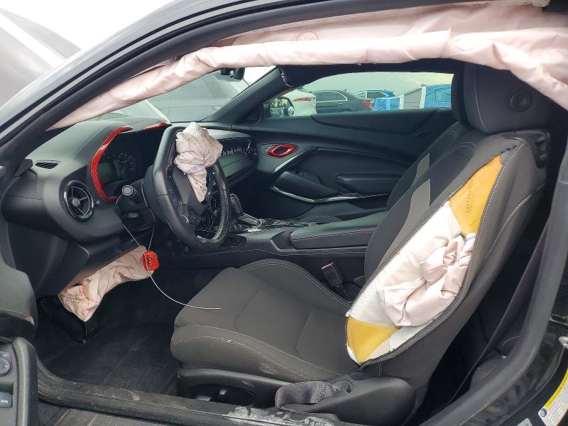 61561146 :رقم المزاد ، 1G1FB1RS0H0170586 vin ، 2017 Chevrolet Camaro مزاد بيع