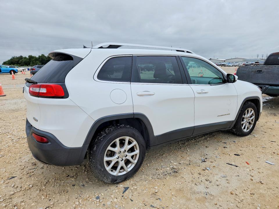 60994696 :رقم المزاد ، 1C4PJLCS8FW612141 vin ، 2015 Jeep Cherokee مزاد بيع