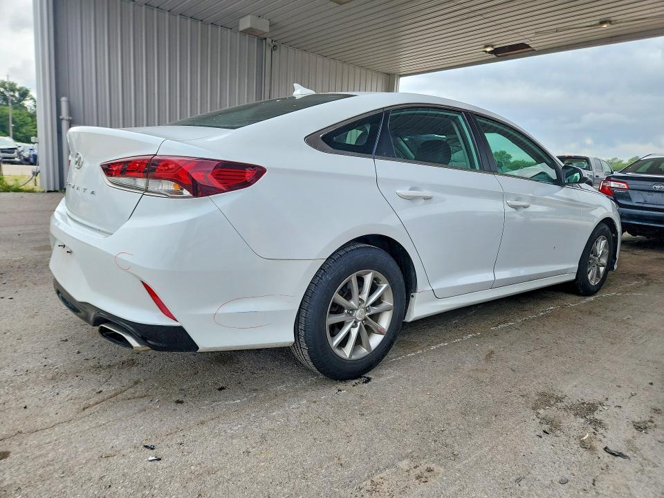 Продажа на аукционе авто 2018 Hyundai Sonata, vin: 5NPE24AF8JH680986, номер лота: 59799236