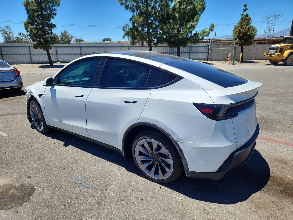 59186076 :رقم المزاد ، 7SAYGDEE6TF577781 vin ، 2026 Tesla Model Y مزاد بيع