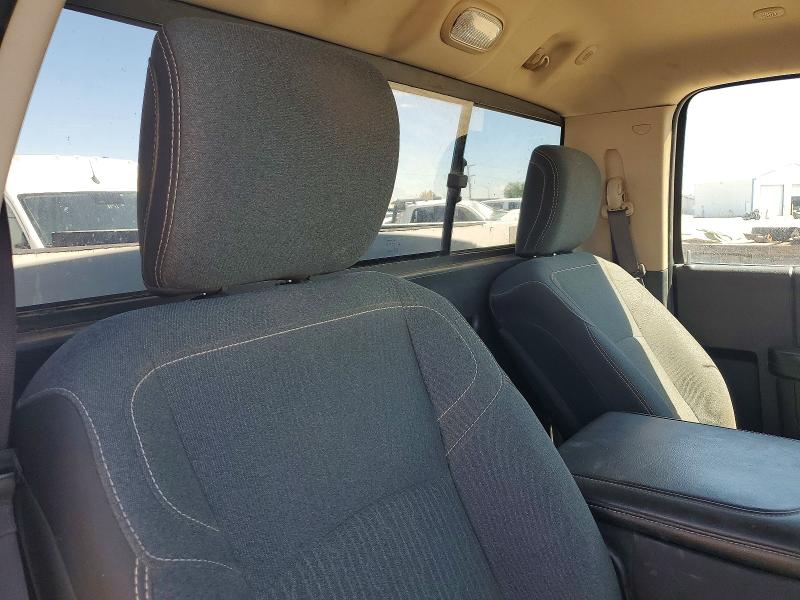 59182136 :رقم المزاد ، 3C6MR5AL8KG719595 vin ، 2019 Ram 2500 مزاد بيع