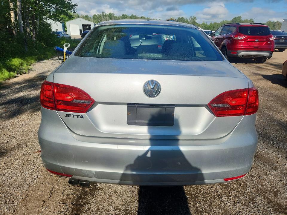 Продажа на аукционе авто 2013 Volkswagen Jetta, vin: 3VW2K7AJ6DM360702, номер лота: 56136016