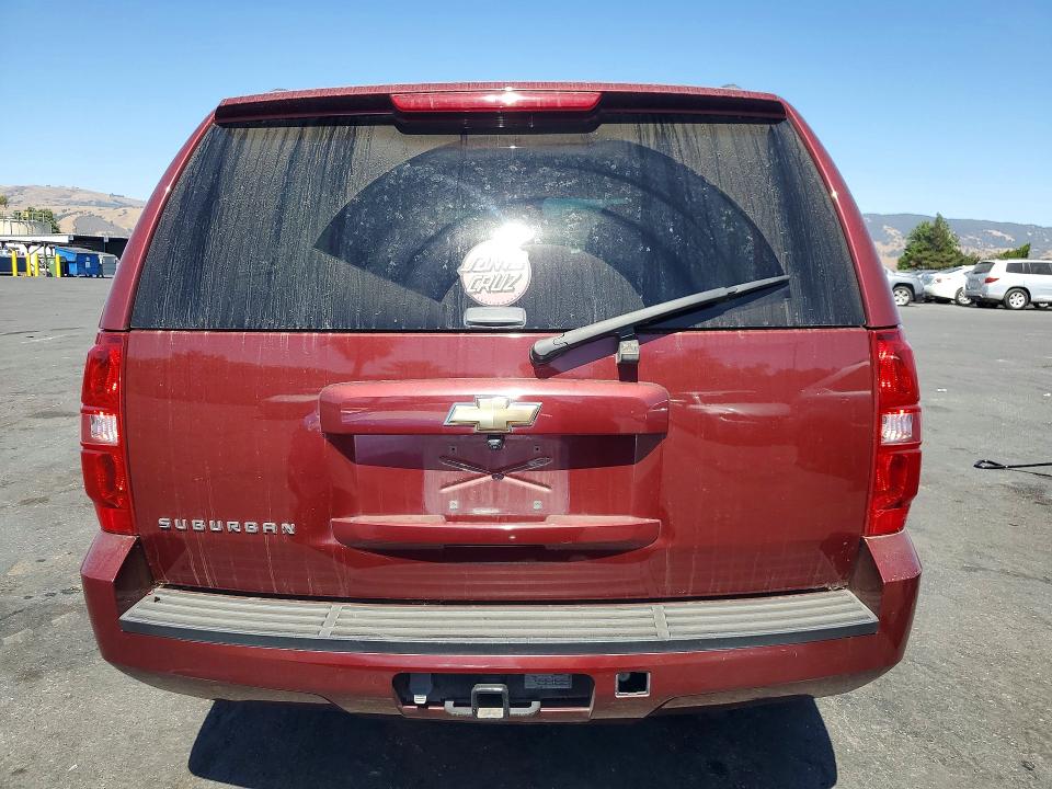 63222916 :رقم المزاد ، 1GNFC16J58J204071 vin ، 2008 Chevrolet Suburban مزاد بيع