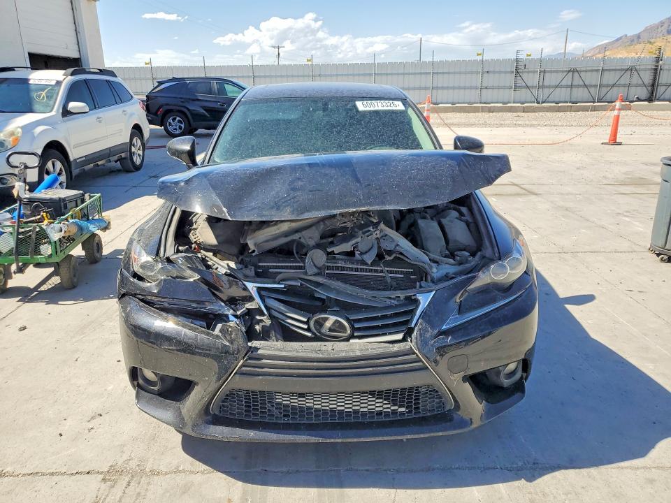 2014 Lexus Is მანქანა იყიდება აუქციონზე, vin: JTHCF1D21E5013846, აუქციონის ნომერი: 60073326