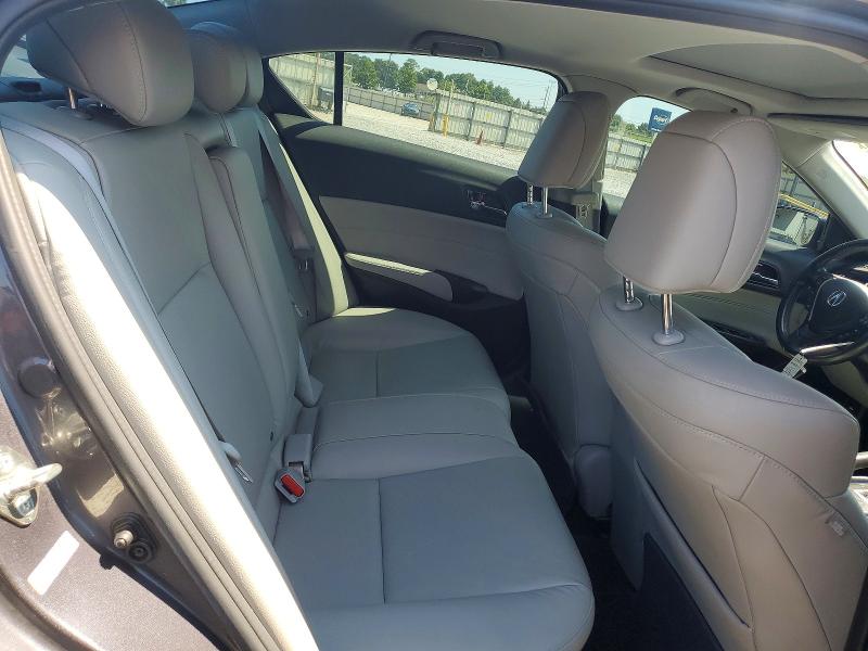 62799786 :رقم المزاد ، 19UDE2F33JA001950 vin ، 2018 Acura Ilx مزاد بيع
