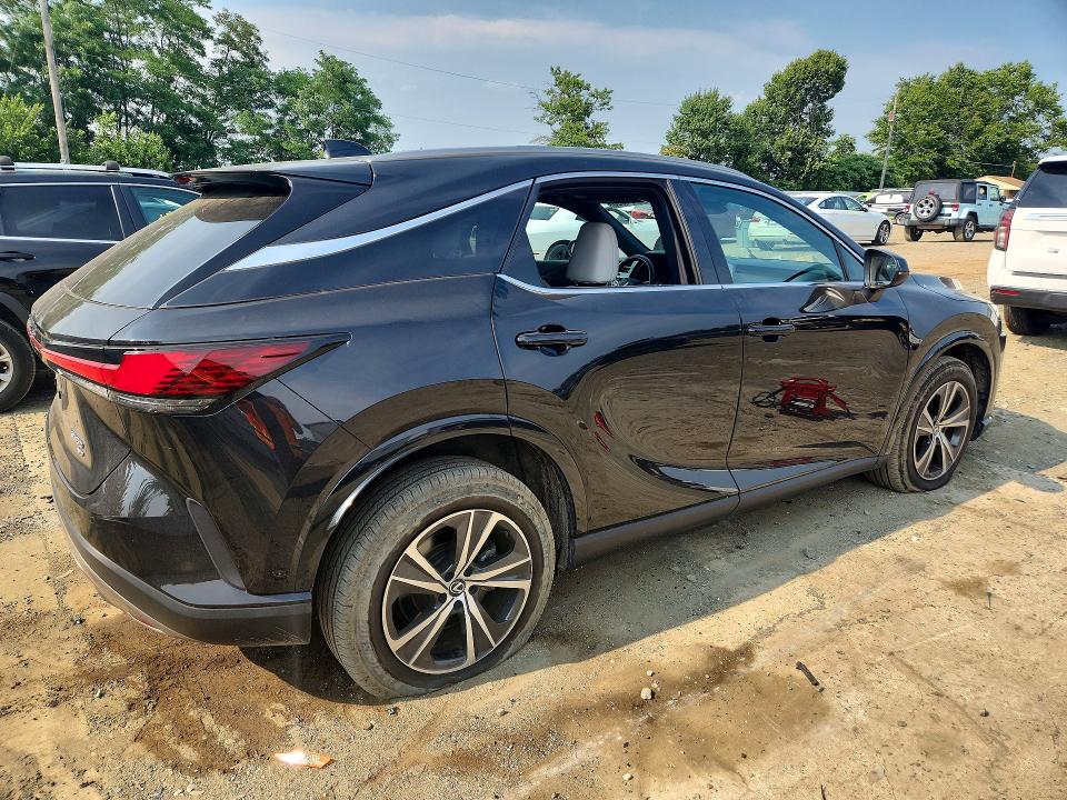 Продаж на аукціоні авто 2023 Lexus Rx, vin: 2T2BAMCAXPC015036, номер лоту: 60794956