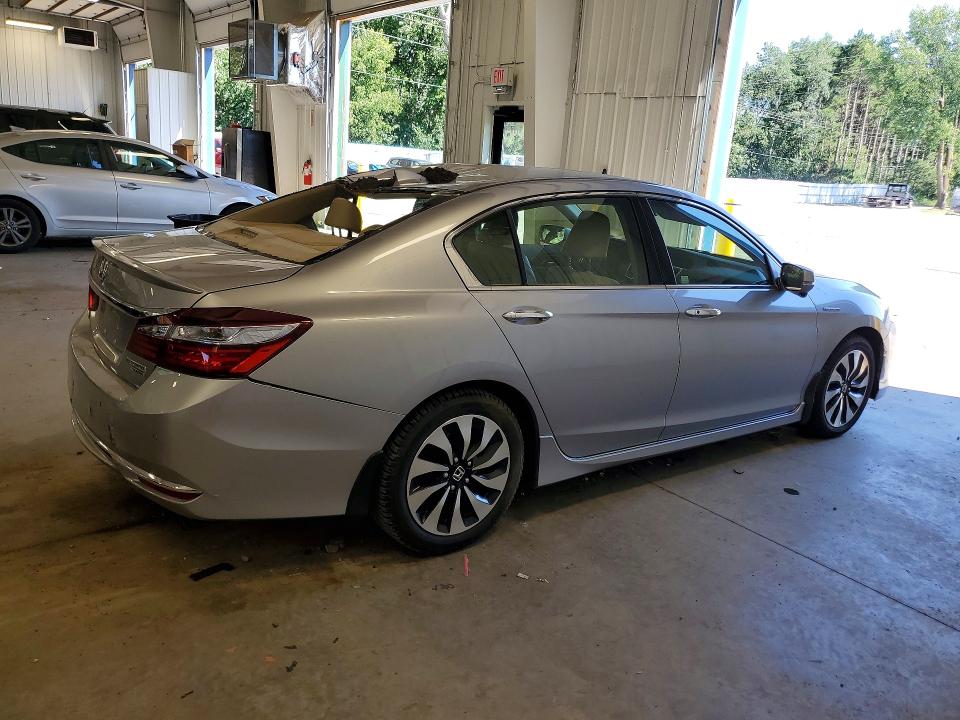 2017 Honda Accord მანქანა იყიდება აუქციონზე, vin: JHMCR6F74HC011702, აუქციონის ნომერი: 61213876