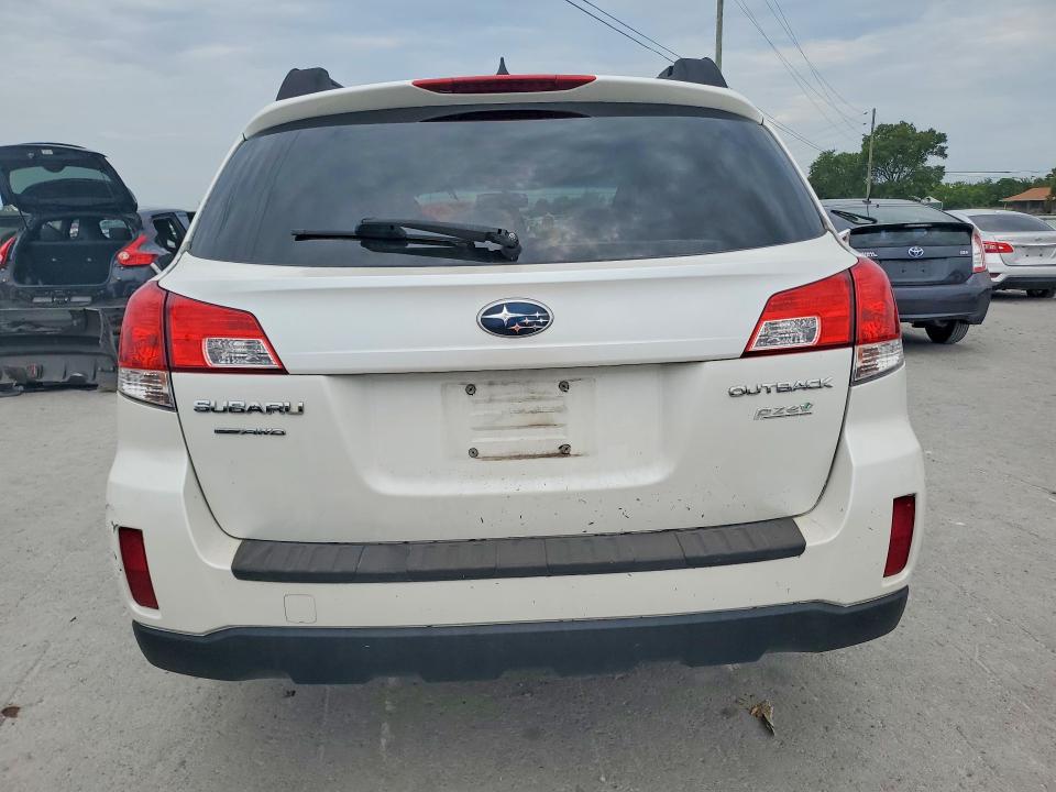 62356496 :رقم المزاد ، 4S4BRBCCXE3256695 vin ، 2014 Subaru Outback مزاد بيع