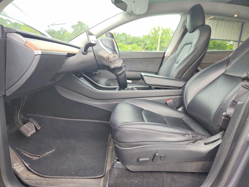 2020 Tesla Model Y მანქანა იყიდება აუქციონზე, vin: 5YJYGDEE4LF049072, აუქციონის ნომერი: 61695726