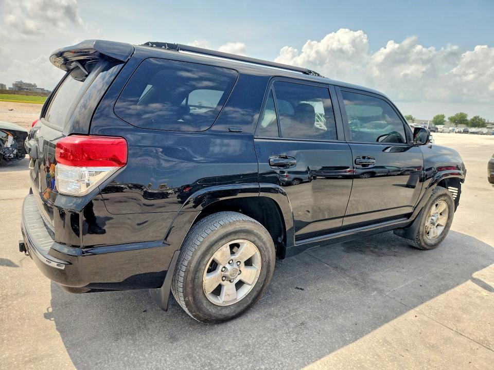 62506866 :رقم المزاد ، JTEZU5JR3B5028172 vin ، 2011 Toyota 4runner مزاد بيع