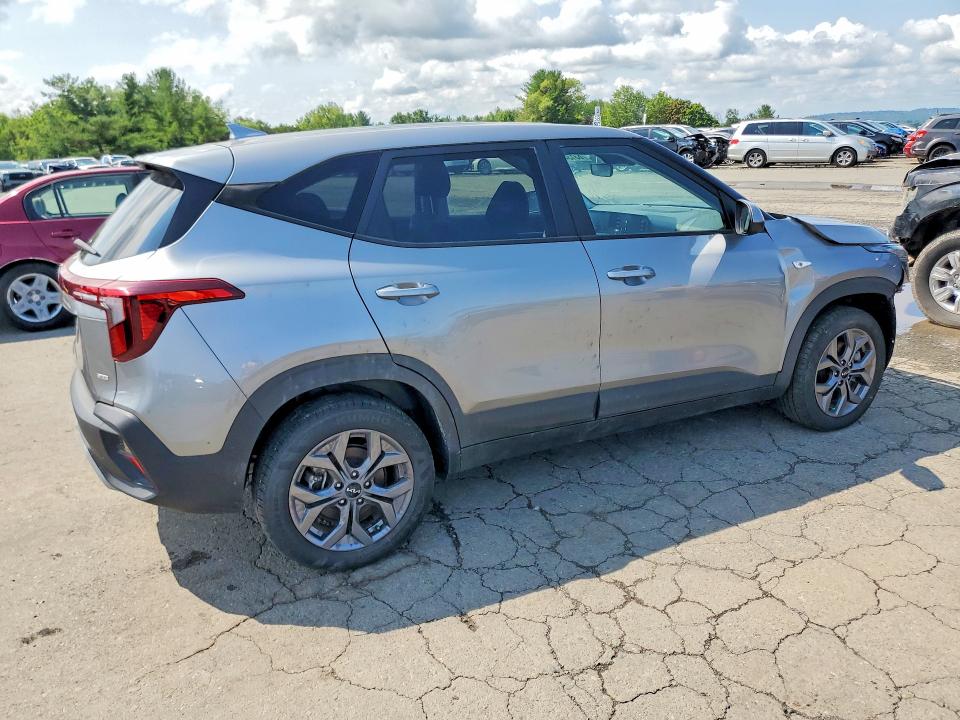 2025 Kia Seltos მანქანა იყიდება აუქციონზე, vin: KNDEPCAA8S7710932, აუქციონის ნომერი: 63134176