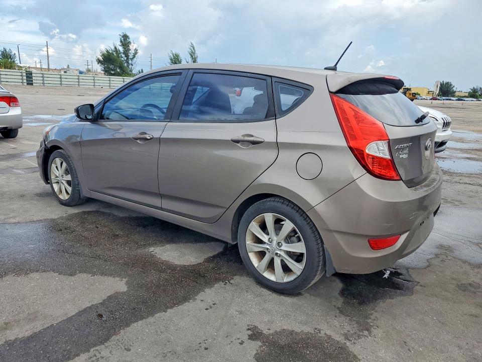 Продаж на аукціоні авто 2013 Hyundai Accent, vin: KMHCU5AE5DU119195, номер лоту: 63026756