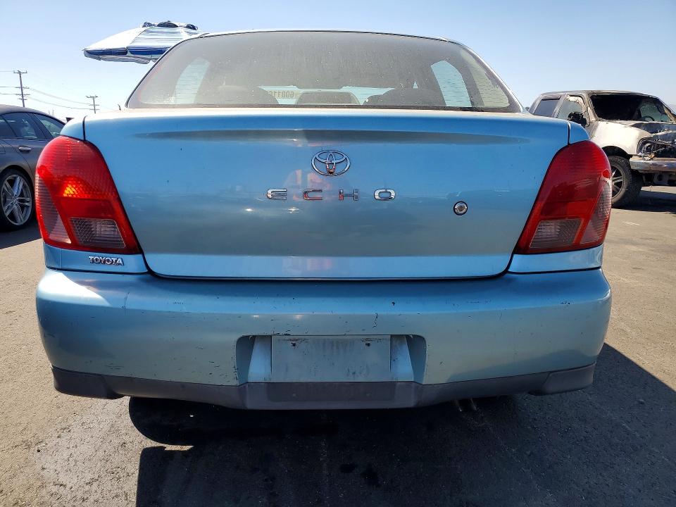 60811606 :رقم المزاد ، JTDBT1239Y0099068 vin ، 2000 Toyota Echo مزاد بيع