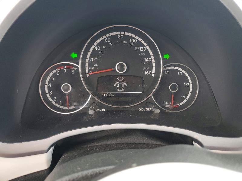 60873336 :رقم المزاد ، 3VW5X7AT2DM816839 vin ، 2013 Volkswagen Beetle مزاد بيع