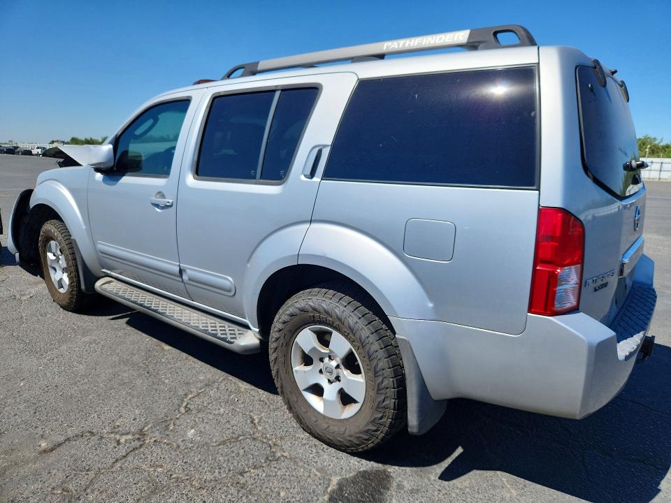 62475186 :رقم المزاد ، 5N1AR18U56C684800 vin ، 2006 Nissan Pathfinder مزاد بيع
