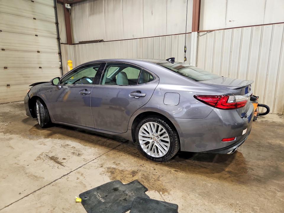 61629466 :رقم المزاد ، 58ABK1GG5JU084522 vin ، 2018 Lexus Es مزاد بيع