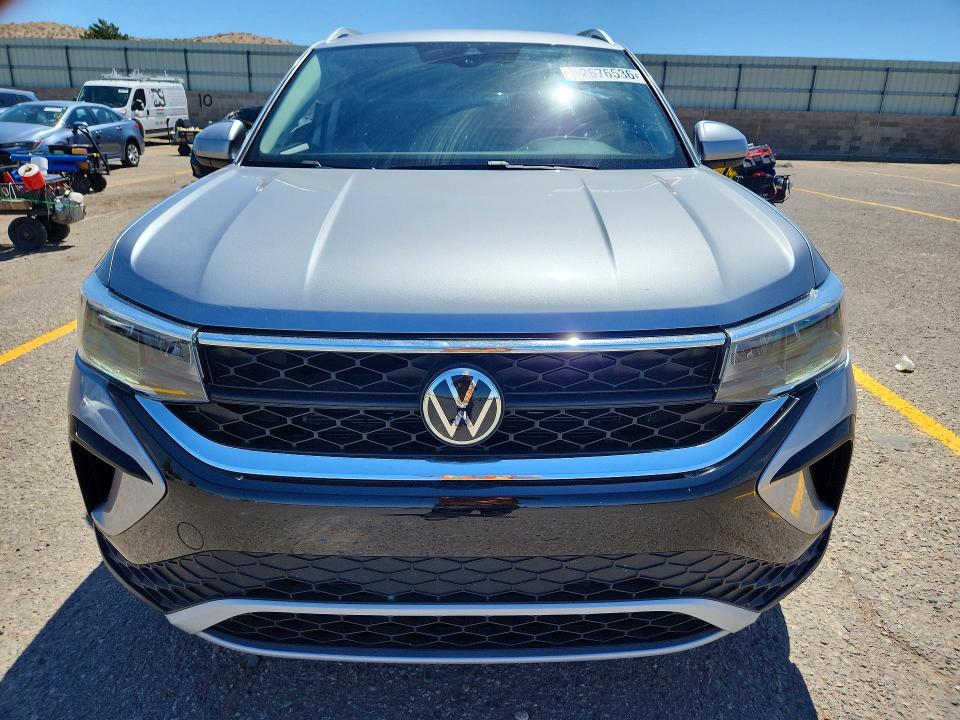 Продаж на аукціоні авто 2024 Volkswagen Taos, vin: 3VVUX7B20RM067777, номер лоту: 62676536