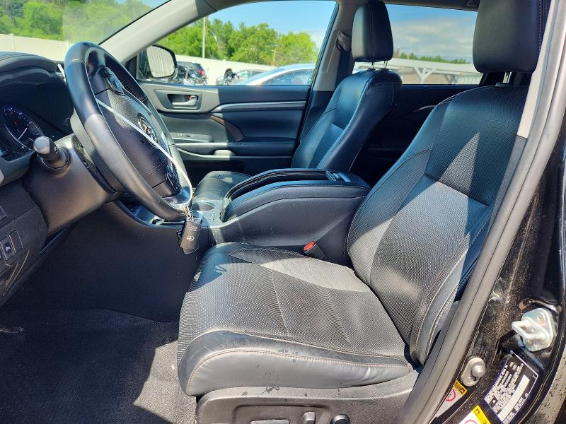 Продажа на аукционе авто 2019 Toyota Highlander Hybrid, vin: 5TDDGRFHXKS071589, номер лота: 59315246