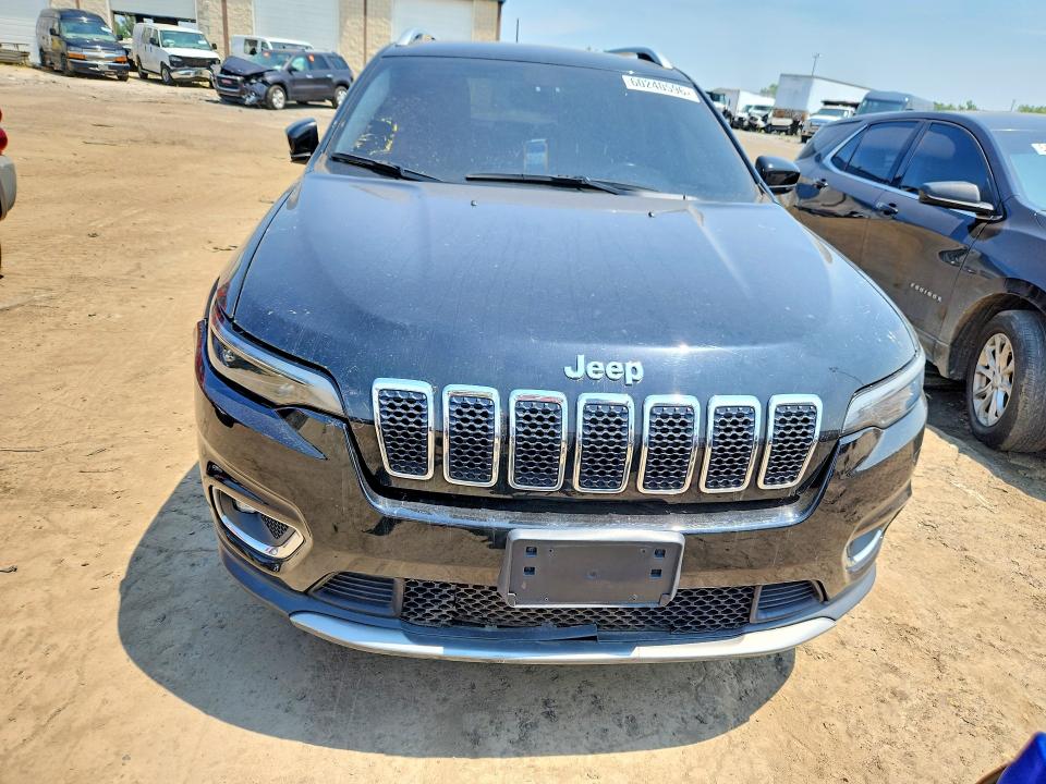 60240596 :رقم المزاد ، 1C4PJMDN8KD131035 vin ، 2019 Jeep Cherokee مزاد بيع