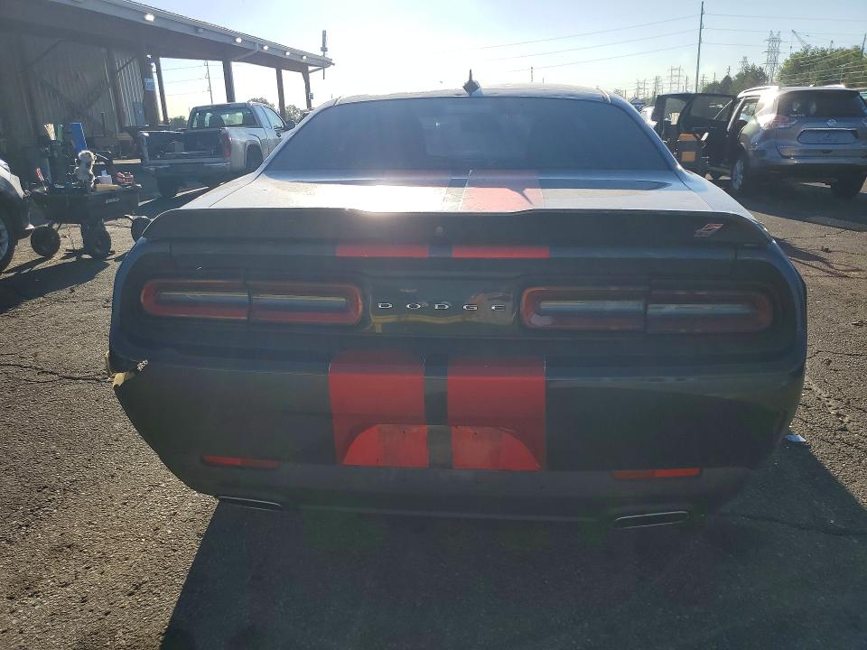 57241326 :رقم المزاد ، 2C3CDZGG2JH257252 vin ، 2018 Dodge Challenger مزاد بيع