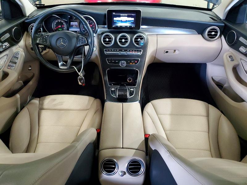 59696616 :رقم المزاد ، 55SWF4KB4GU119291 vin ، 2016 Mercedes-benz C مزاد بيع