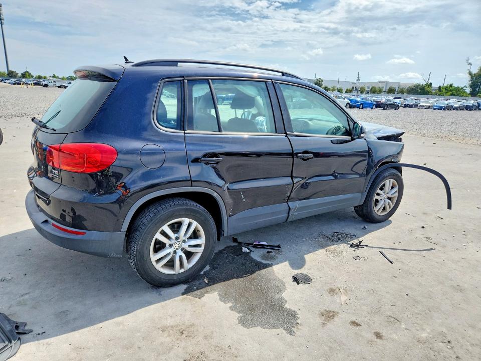 2016 Volkswagen Tiguan მანქანა იყიდება აუქციონზე, vin: WVGBV7AX5GW014414, აუქციონის ნომერი: 63221126