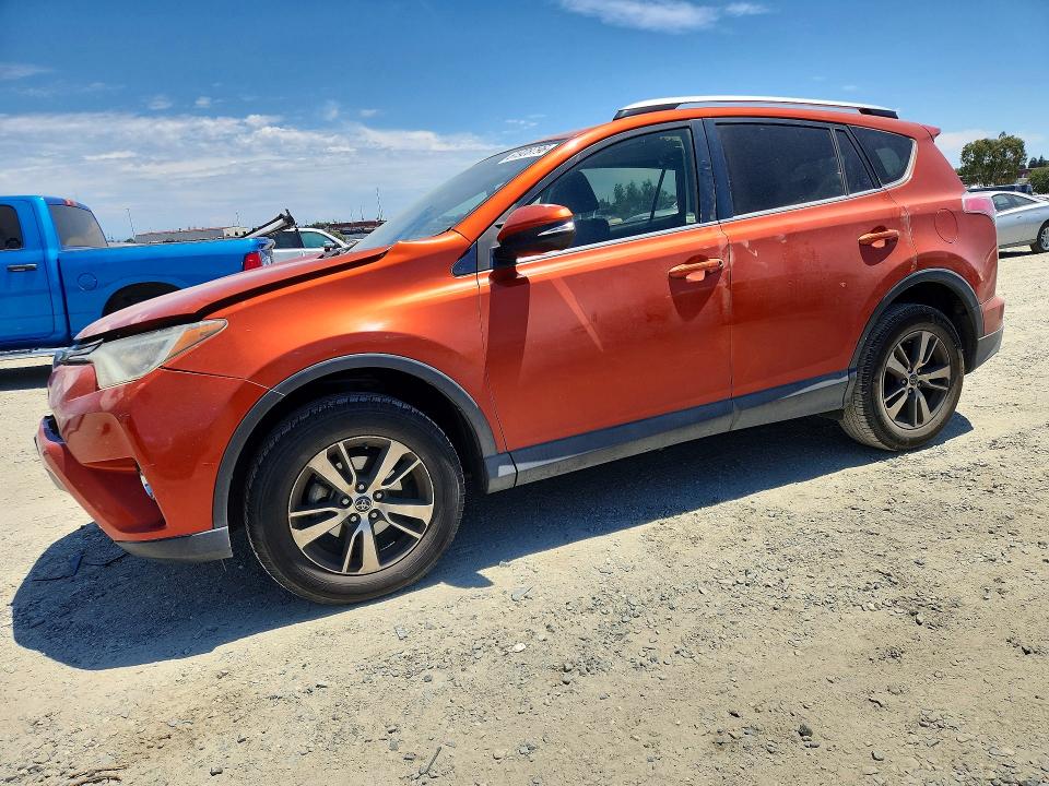 61928796 :رقم المزاد ، JTMWFREV2GJ075255 vin ، 2016 Toyota Rav4 مزاد بيع