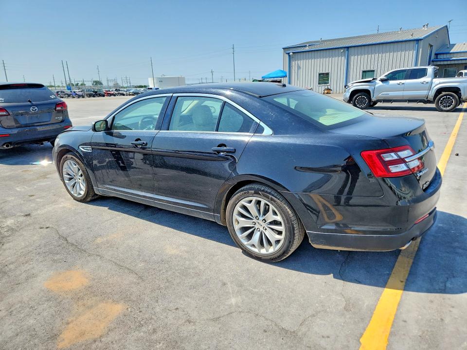62436136 :رقم المزاد ، 1FAHP2F80JG130009 vin ، 2018 Ford Taurus مزاد بيع