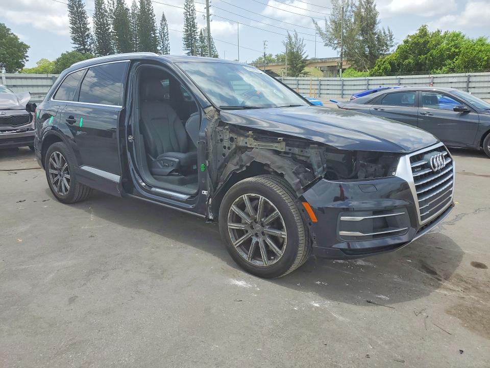 60550006 :رقم المزاد ، WA1LAAF71HD049632 vin ، 2017 Audi Q7 مزاد بيع