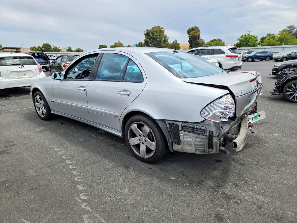 Продажа на аукционе авто 2003 Mercedes-benz E, vin: WDBUF70JX3A361668, номер лота: 61033656