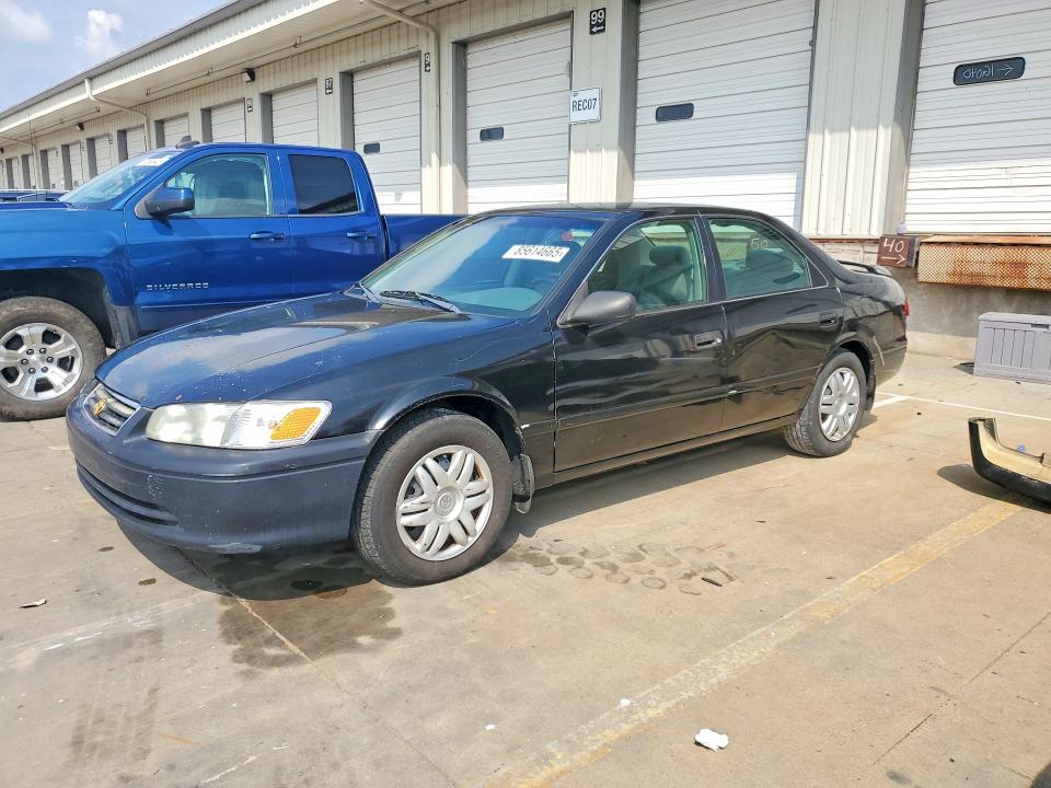 85614665 :رقم المزاد ، 4T1BG22K01U099312 vin ، 2001 Toyota Camry مزاد بيع