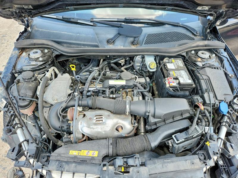 58635256 :رقم المزاد ، WDCTG4GB2FJ116028 vin ، 2015 Mercedes-benz Gla مزاد بيع