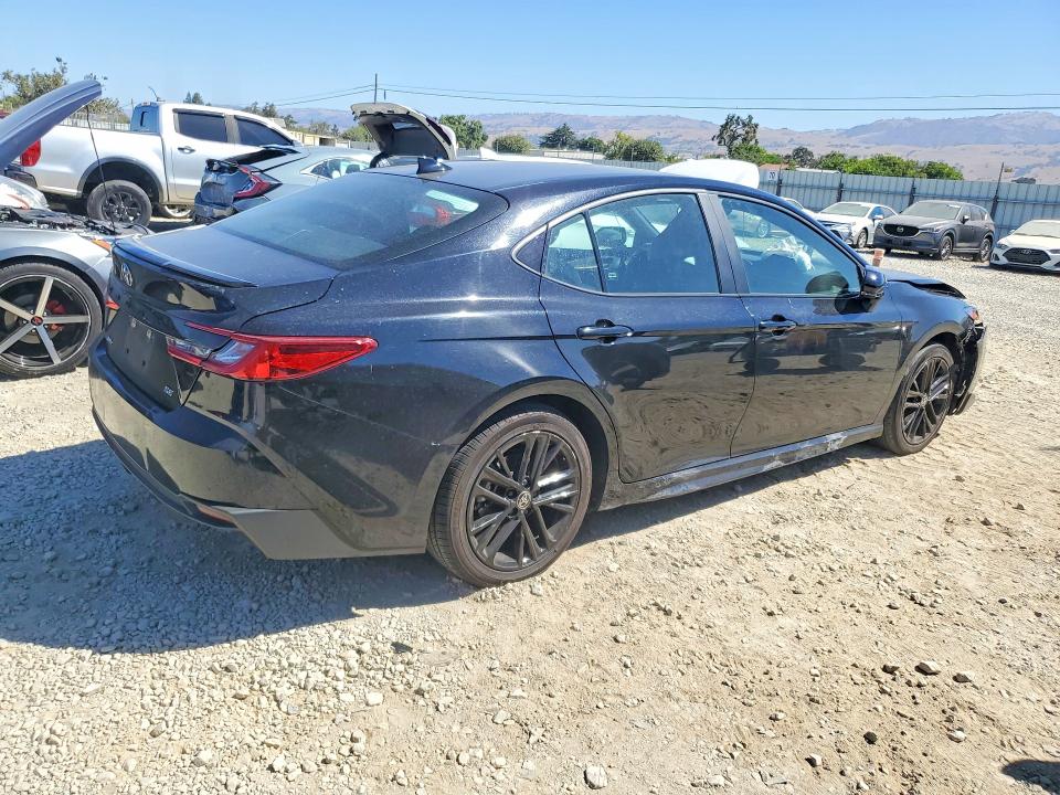 2025 Toyota Camry მანქანა იყიდება აუქციონზე, vin: 4T1DAACK2SU564984, აუქციონის ნომერი: 61609936