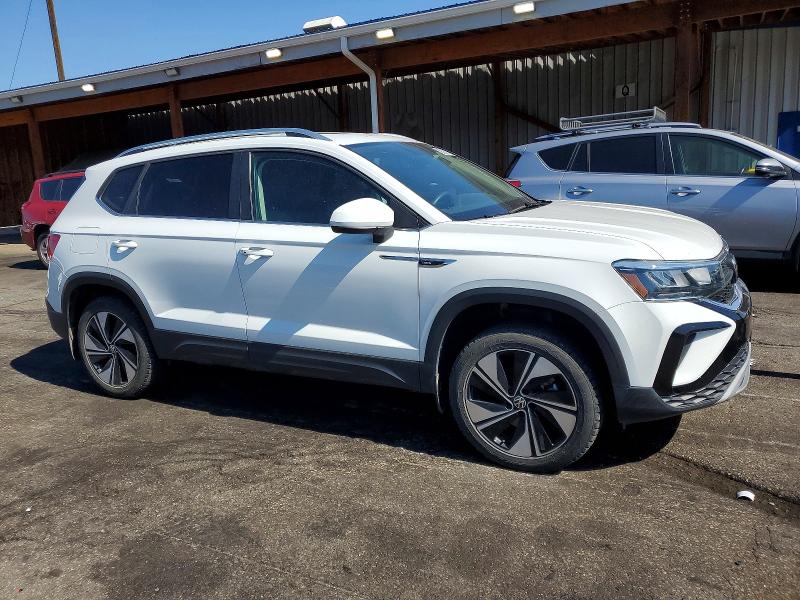 2024 Volkswagen Taos მანქანა იყიდება აუქციონზე, vin: 3VVVX7B21RM075777, აუქციონის ნომერი: 59835096