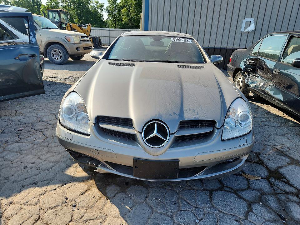 2006 Mercedes-benz Slk მანქანა იყიდება აუქციონზე, vin: WDBWK56F16F086677, აუქციონის ნომერი: 61901526