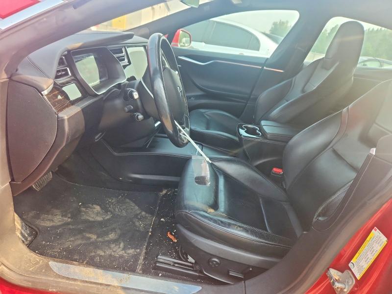 60983876 :رقم المزاد ، 5YJSA1E29GF152795 vin ، 2016 Tesla Model S مزاد بيع