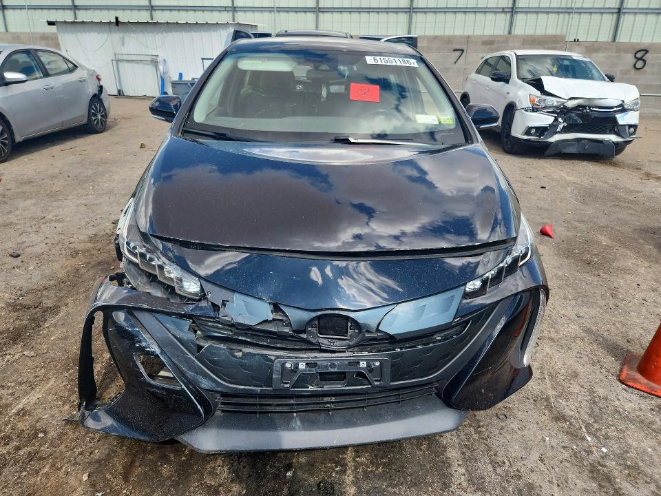 61551186 :رقم المزاد ، JTDKAMFP9N3215657 vin ، 2022 Toyota Prius Prime مزاد بيع