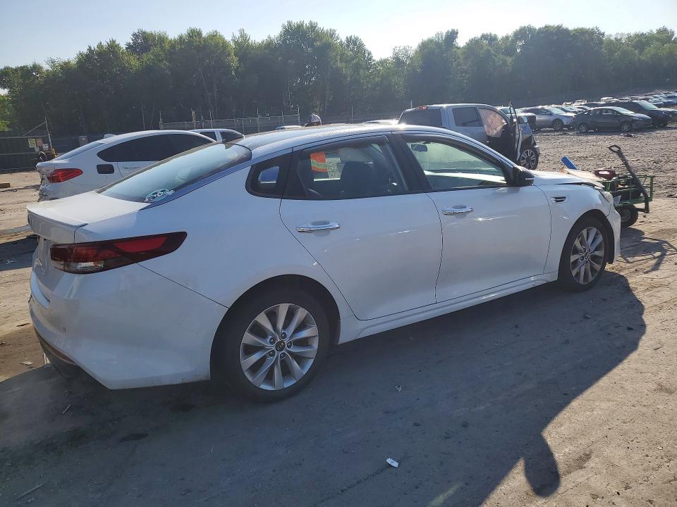 Продаж на аукціоні авто 2018 Kia Optima, vin: 5XXGT4L39JG236942, номер лоту: 60965836