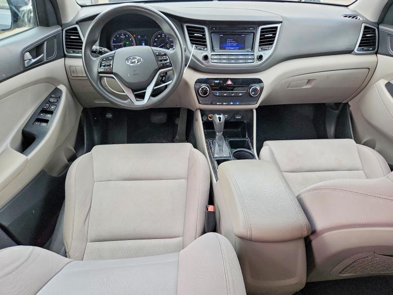 61046196 :رقم المزاد ، KM8J33A23GU202469 vin ، 2016 Hyundai Tucson مزاد بيع