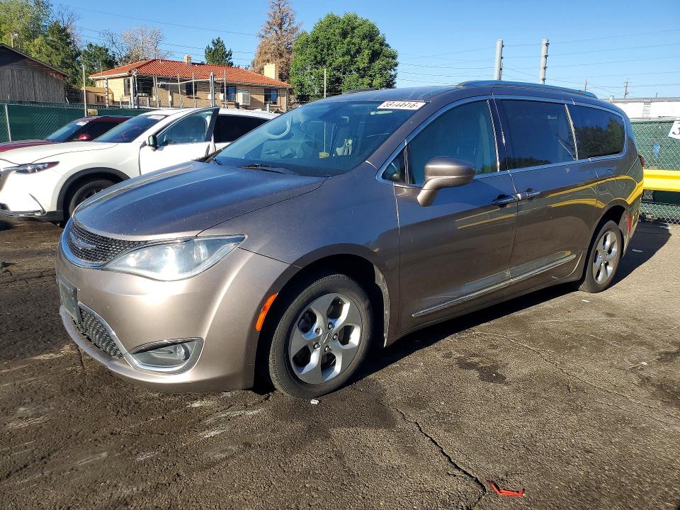 59144916 :رقم المزاد ، 2C4RC1EG0HR721530 vin ، 2017 Chrysler Pacifica مزاد بيع