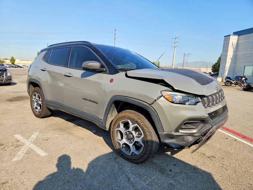 59405506 :رقم المزاد ، 3C4NJDDB4NT125115 vin ، 2022 Jeep Compass مزاد بيع