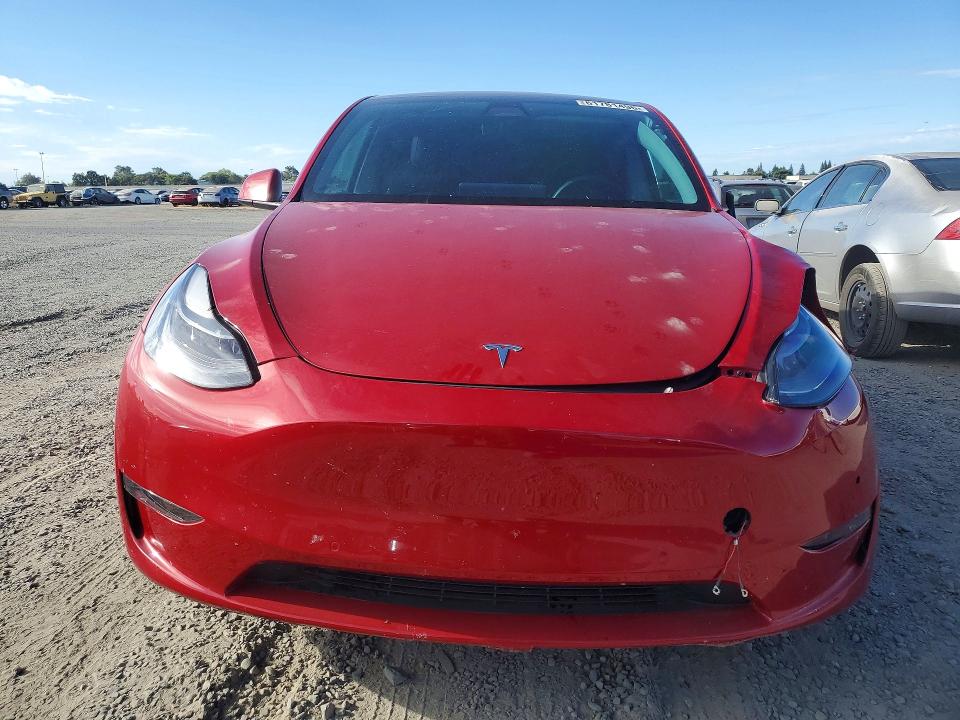 61781496 :رقم المزاد ، 7SAYGDEF4NF336622 vin ، 2022 Tesla Model Y مزاد بيع