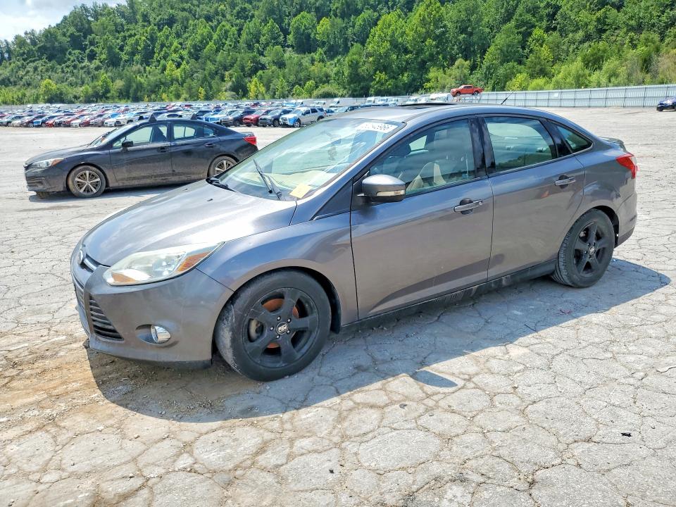 Auction sale of the 2014 Ford Focus, vin: 1FADP3F2XEL425809, lot number: 62546966